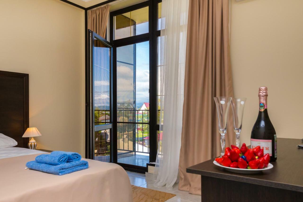 Bmg Hotel Sohum Dış mekan fotoğraf