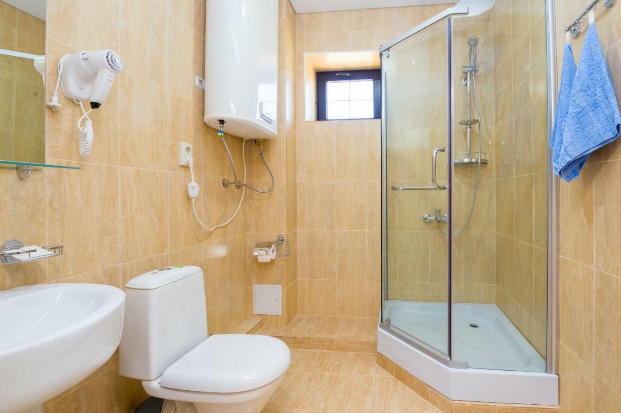 Bmg Hotel Sohum Dış mekan fotoğraf